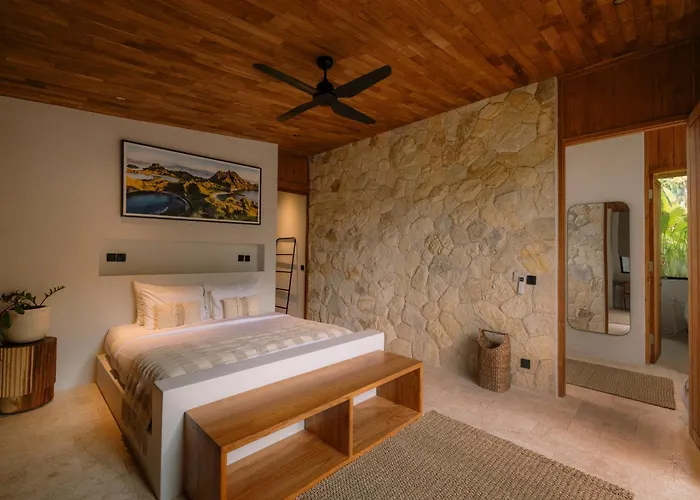Luxury In The Heart Of Villa Uluwatu (Bali)